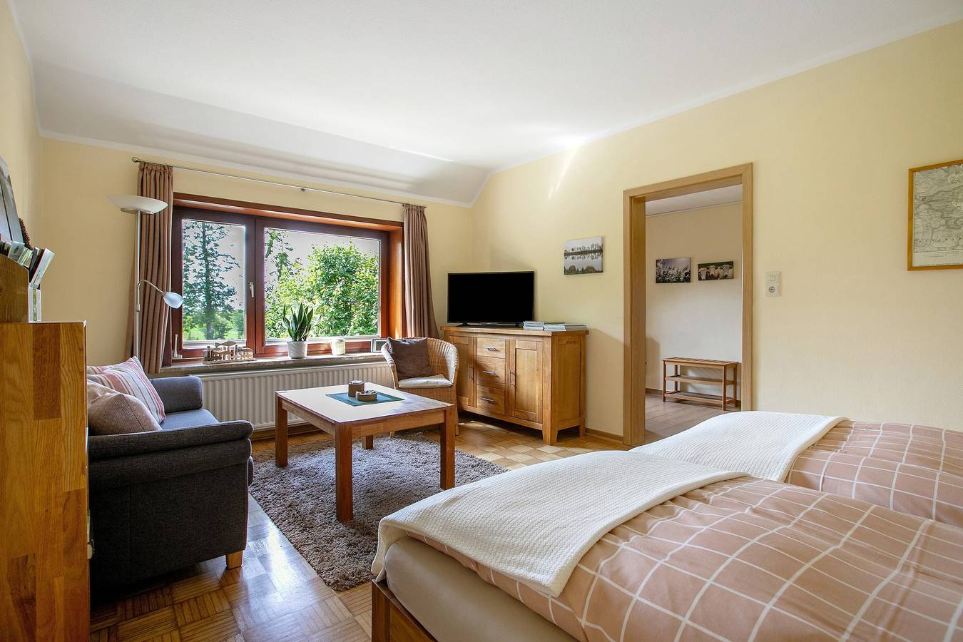Ganzes Studio, Ferienwohnung Am Eiderdeich" mit privater Terrasse, Gemeinschaftsgarten und Wi-Fi in Delve, Eider-Treene-Sorge