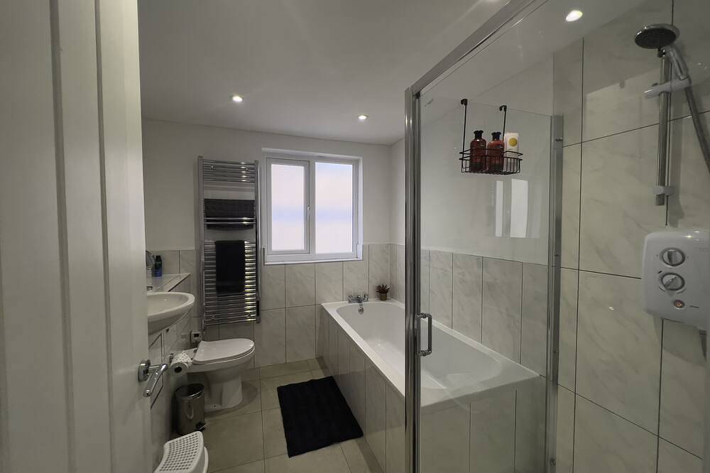 Geheel appartement, Spacious, boutique 2 Bed Apartment, central location in Royal Tunbridge Wells, Kent