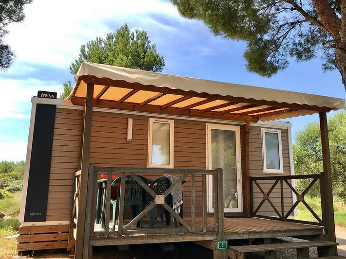 Camping Le Fun - Mobilheim 4 personen - Hawaii 21.70m², 2 Schlafzimmer, Klimaanlage+überdachte Terrasse 11m². Neu in Fitou, Mittelmeerküste (Frankreich)