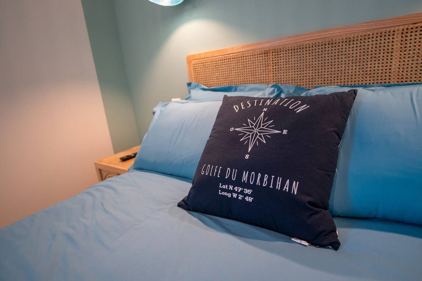 Habitación 'Houat' con terraza compartida, Wi-Fi y aire acondicionado in Ploeren, Côte des Mégalithes