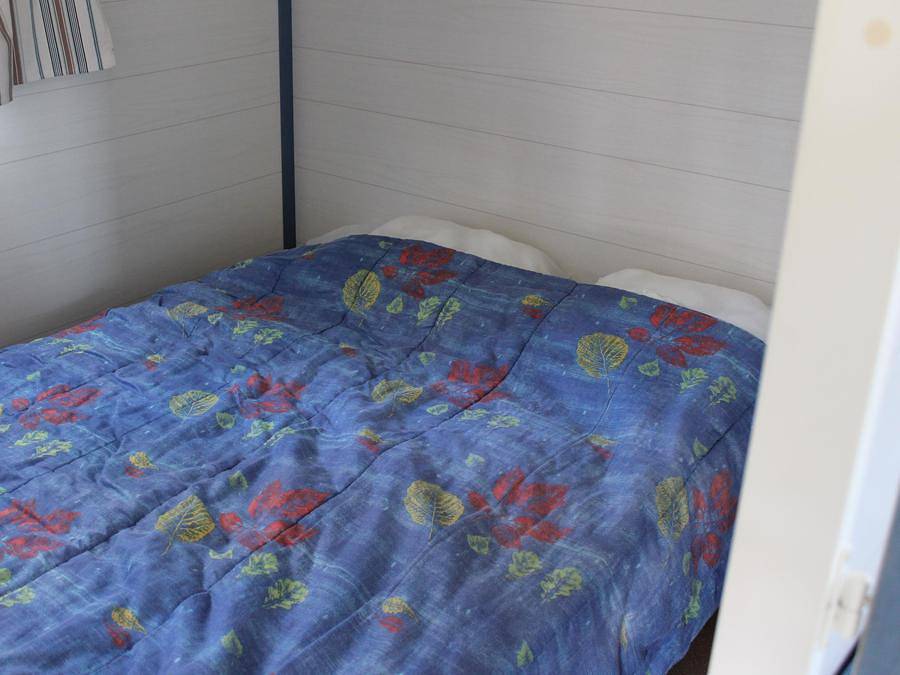 Camping Le Plan d'eau St Charles - Mobilhome 4 personnes - Mh2 20 m² pas de terrasse (lits: 1 gd + 2 pts côte à côte) in Damiatte, Région de Castres