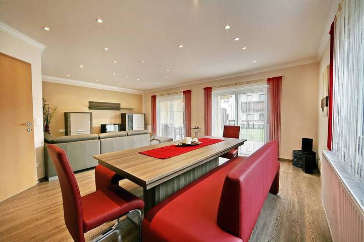 Ferienhaus für 10 Personen, mit Garten und Balkon, mit Haustier