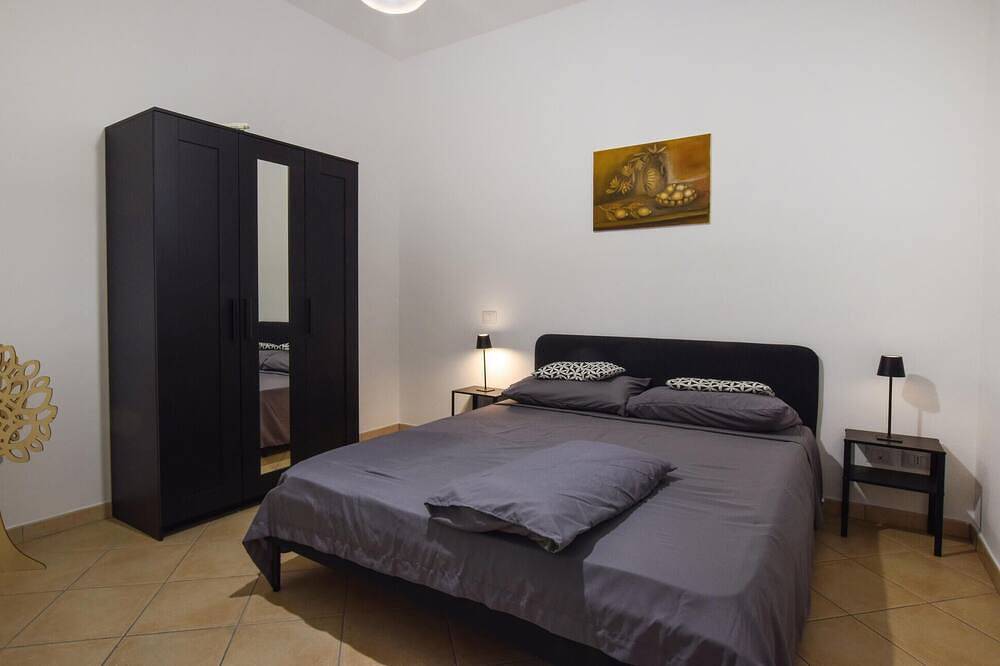 2 bedroom awesome home in Taormina in Taormina, Messina Provinz