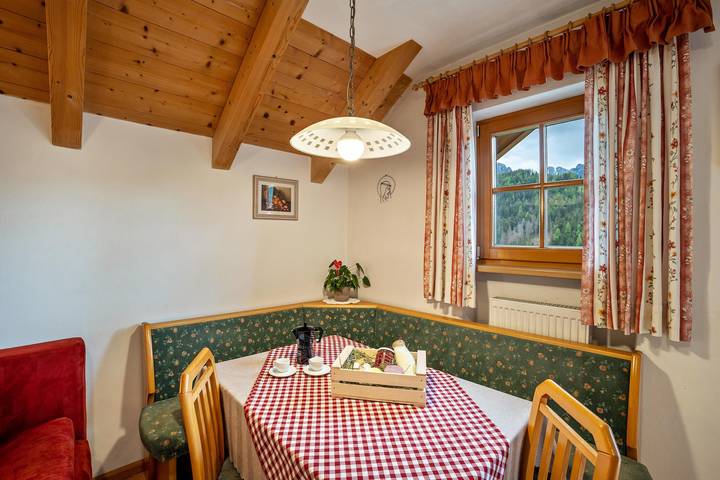Ferienwohnung für 4 Personen, mit Balkon und Garten in Alta Badia - 4