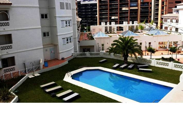 Location de vacances pour 2 personnes, avec vue ainsi que piscine et jardin à La Vila Joiosa - 2