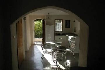 Gîte pour 4 personnes, avec balcon à Montaulieu