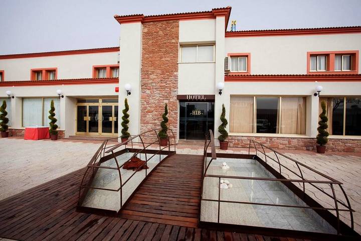Apartamento para 2 personas, con Terraza y Jardín en Alcázar de San Juan