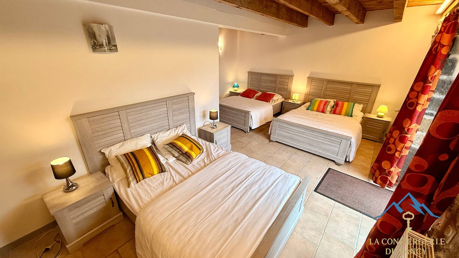 Finca für 12 Personen mit Terrasse in Murat-le-Quaire, Regionaler Naturpark Volcans d'Auvergne