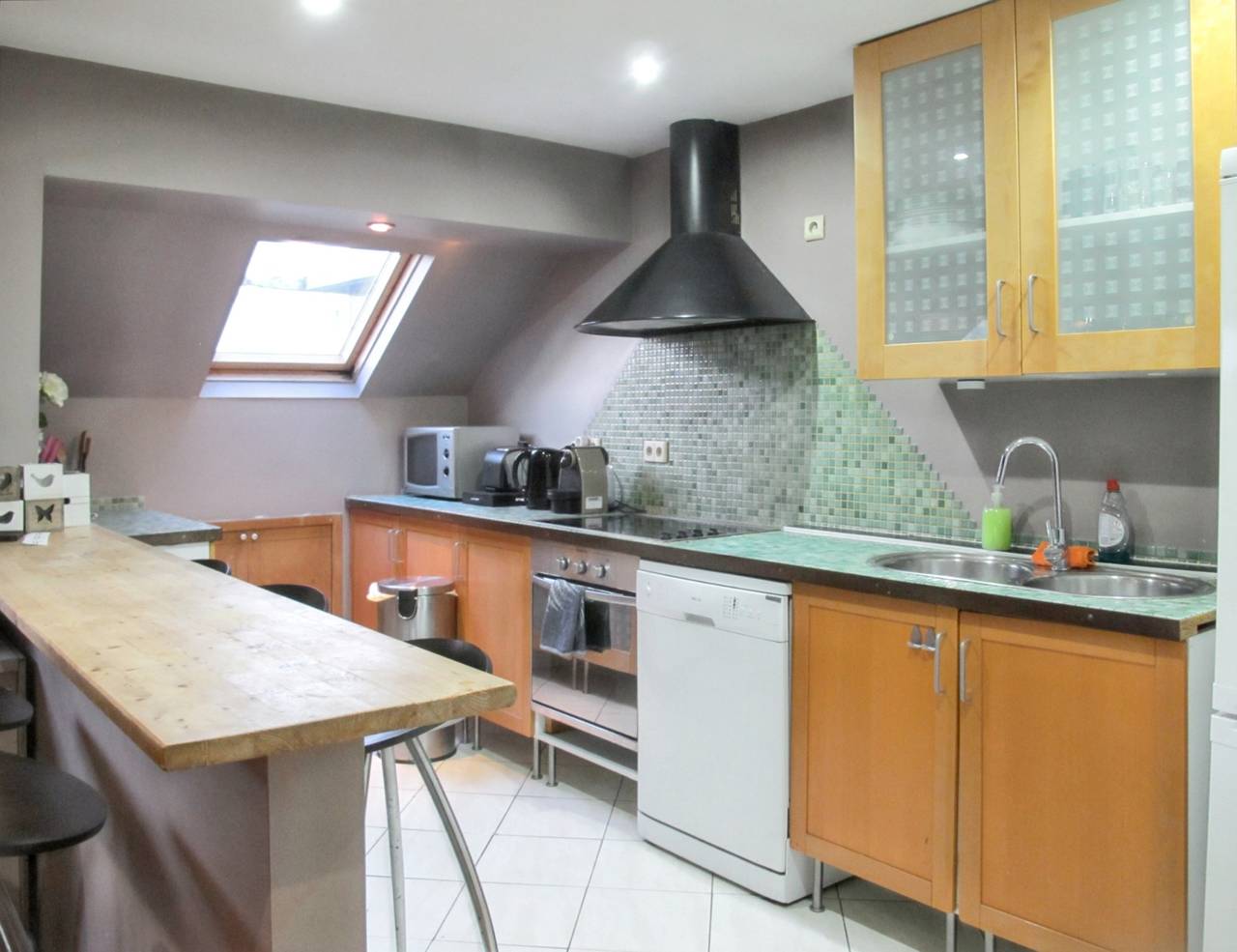Apartamento entero, Amplio apartamento en Bruselas 100 m² con terraza compartida in Bruselas, Región de Bruselas