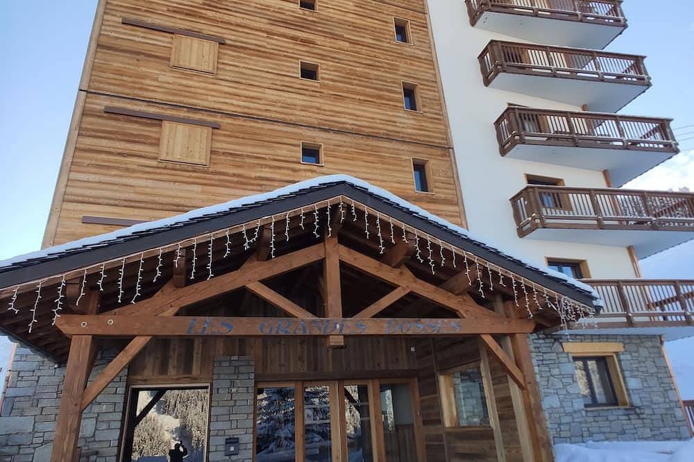 Apartamento entero, Courchevel 1650, a 100 metros del teleférico, hasta 8 personas. in Courchevel 1650 (Moriond), Saint-Bon-Tarentaise