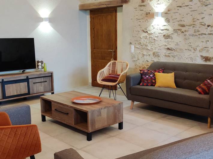 Gîte pour 14 personnes, avec jardin et terrasse dans Fontenay-le-Comte - 4
