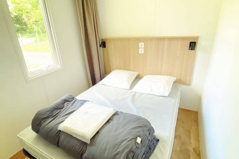 Mobil home 4 chambres neuf avec belle terrasse, à deux pas de Chantilly ! in Gouvieux, Oise