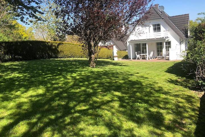 Ferienhaus für 4 Personen, mit Garten und Sauna sowie Balkon, mit Haustier