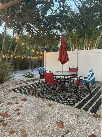 Apartment for 3 Guests in Lido Key, Sarasota, Picture 3