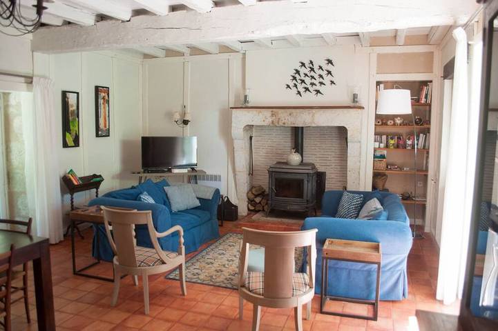 Location de vacances pour 7 personnes, avec terrasse et jardin, animaux acceptés dans Rayet - 3