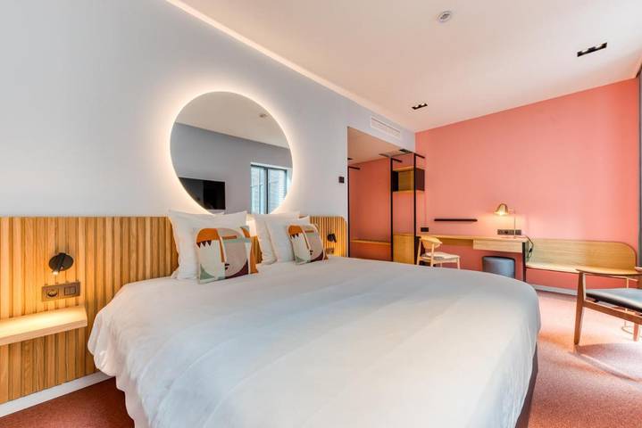 Hôtel pour 2 personnes, avec Terrasse ainsi que Jardin et Vue à Saint-Ghislain