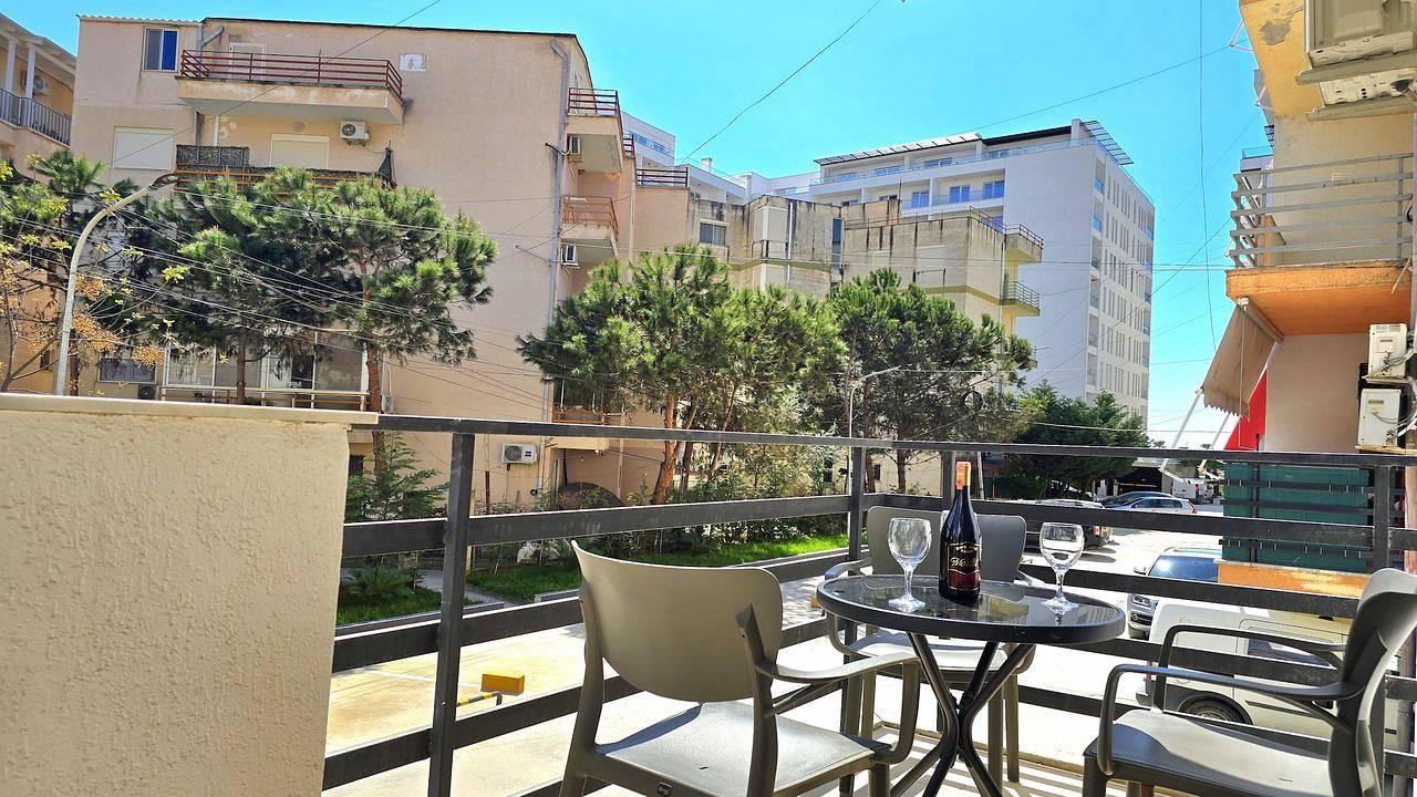 Hel ferieleilighet, Ferienwohnung für 5 Personen (75 m²) in Rrethi i Durrësit in Golem, Albania
