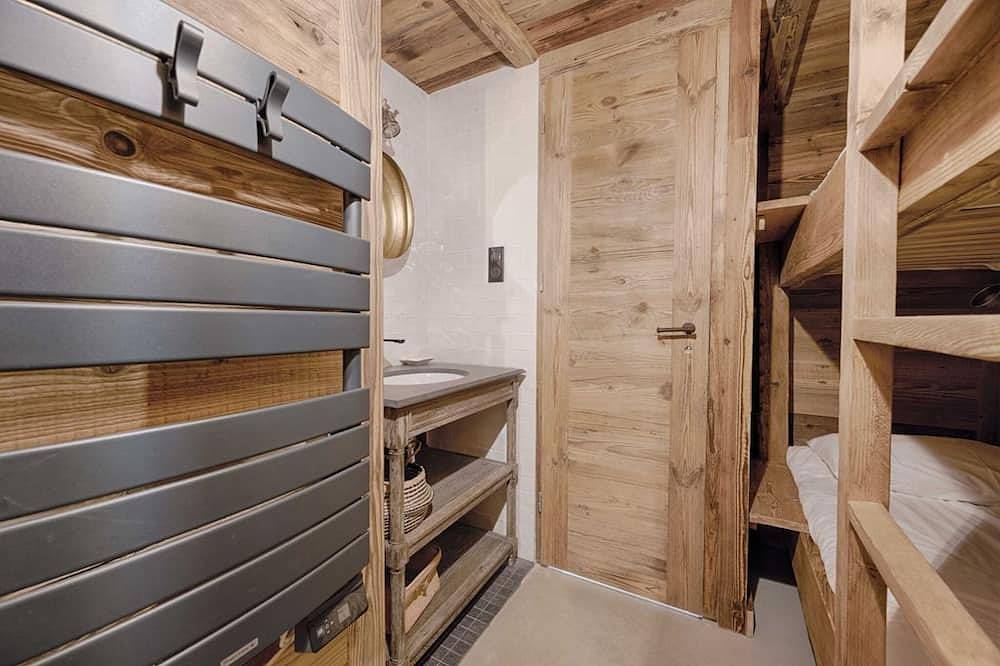 Chalet le Perchoir, spa, sauna, fitness, skis aux pieds in Villard-Reculas, Parc national des Écrins