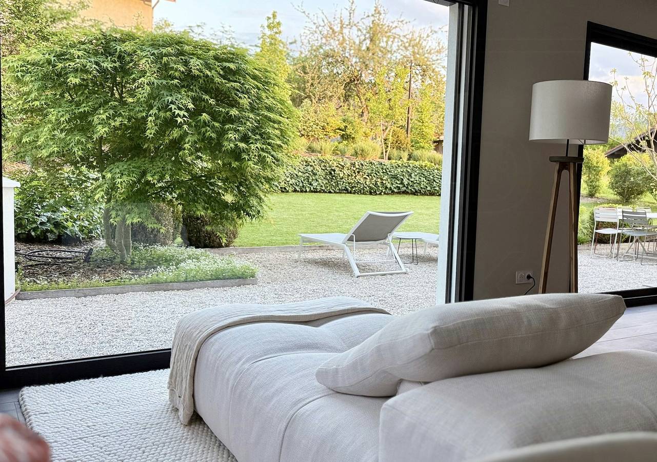 Appartement entier, Maison design avec hammam près du lac Léman in Perrignier, Région de Thonon-les-Bains