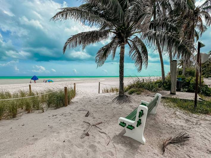 Vacation rental for 6 people, with yard and terrace in Hollywood (FL)