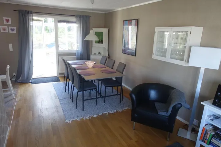 Ferienhaus für 10 Personen, mit Terrasse und Garten sowie Sauna - 1