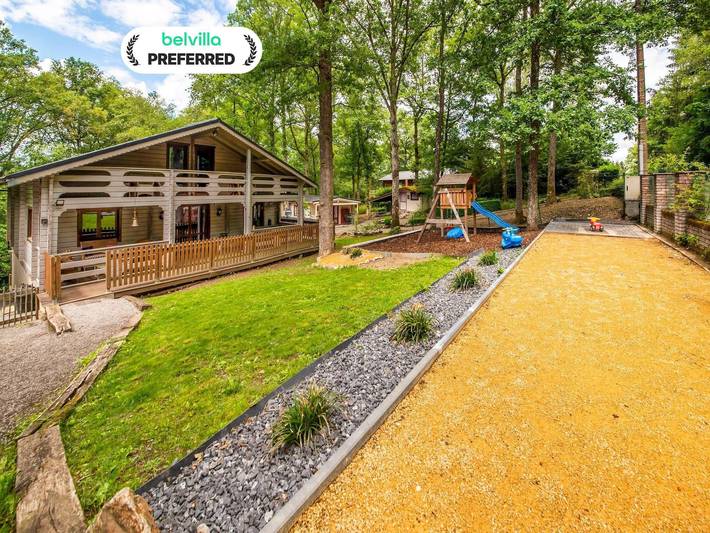 Vakantiehuis voor 10 personen, with sauna and whirlpool as well as terras, kindvriendelijk in Durbuy