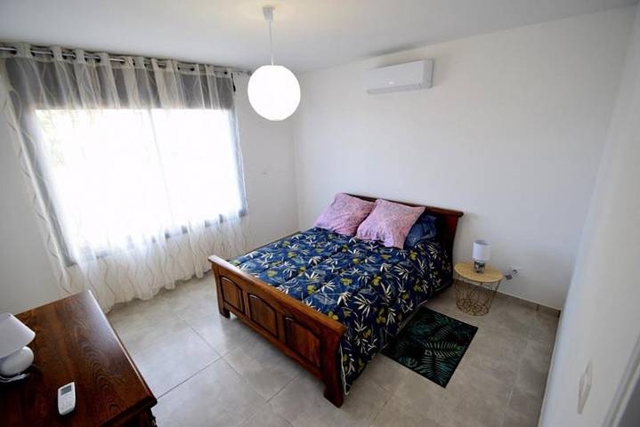 Location de vacances pour 6 personnes, avec jardin et terrasse dans Cité du Volcan - 4