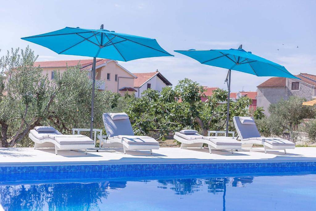 Ganze Wohnung, Neu! Pool-Wohnung in Vodice in Vodice, Šibenik-Knin