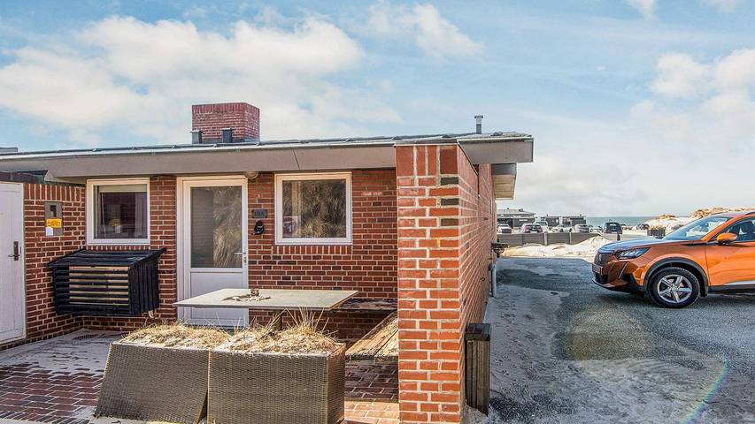 Vakantiehuis voor 5 personen, with uitzicht and sauna as well as terras in Henne Strand