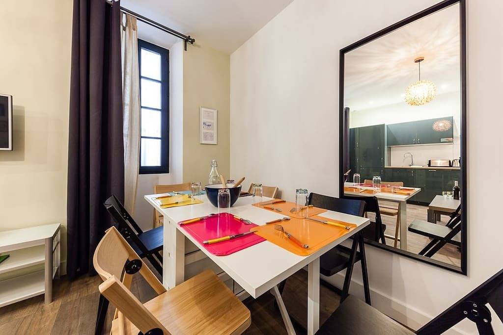 Entire apartment, Chez Fernand · Vieux Port apt 6p in Marseille, Marseille region