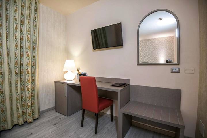 Hôtel pour 2 personnes, avec jardin à Soliera - 2