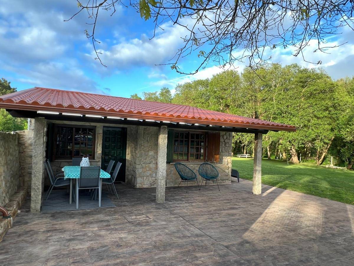 Three-Bedroom House in Praia do Tronco (Rianxo), Rianjo