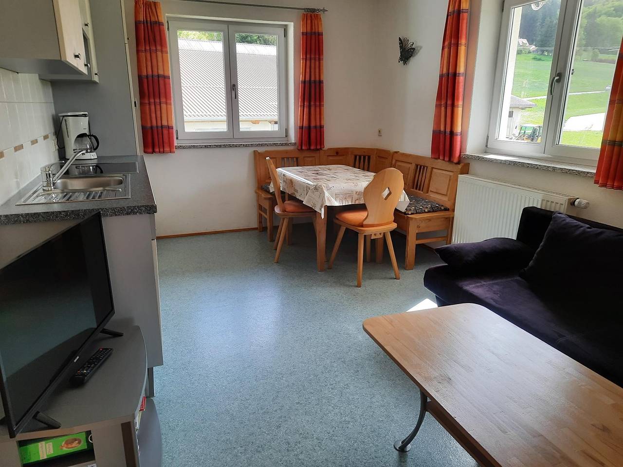 Ganze Ferienwohnung, Fewo 2/ 1 Schlafraum/ Dusche, Wc in Isny im Allgäu, Region Bodensee-Oberschwaben