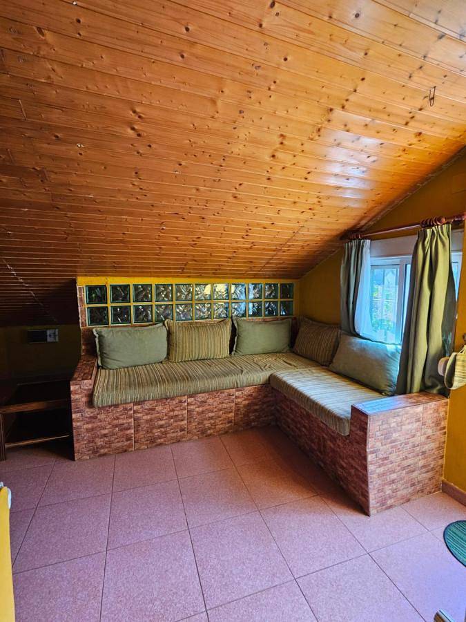 Casa rural para 6 personas, con Balcón y Terraza además de Jardín y Piscina en Constantina - 3