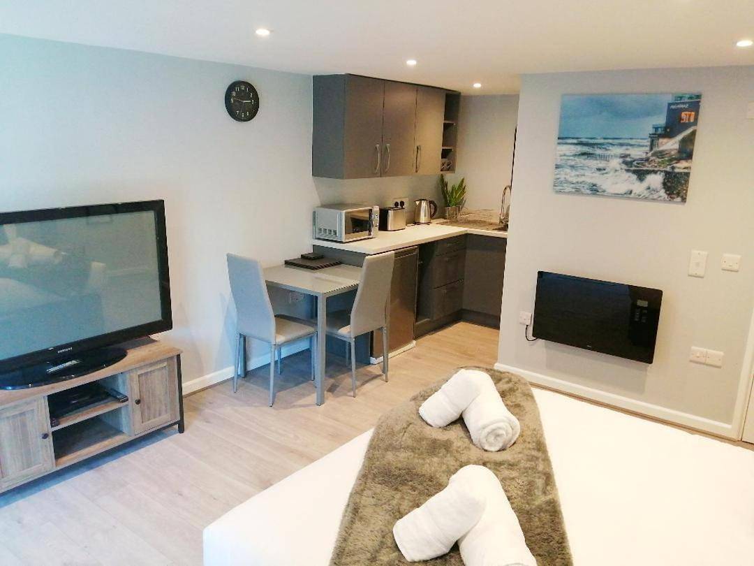 Entire apartment, One-Bedroom Apartment in Perranporth, Cornwall