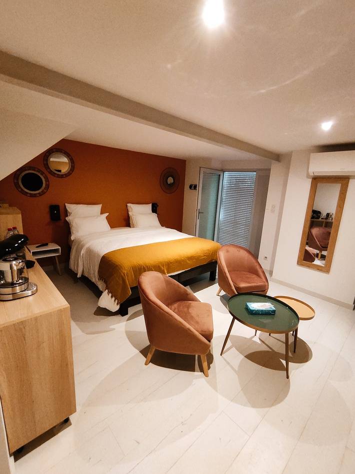 Chambre pour 2 personnes, avec terrasse et vue