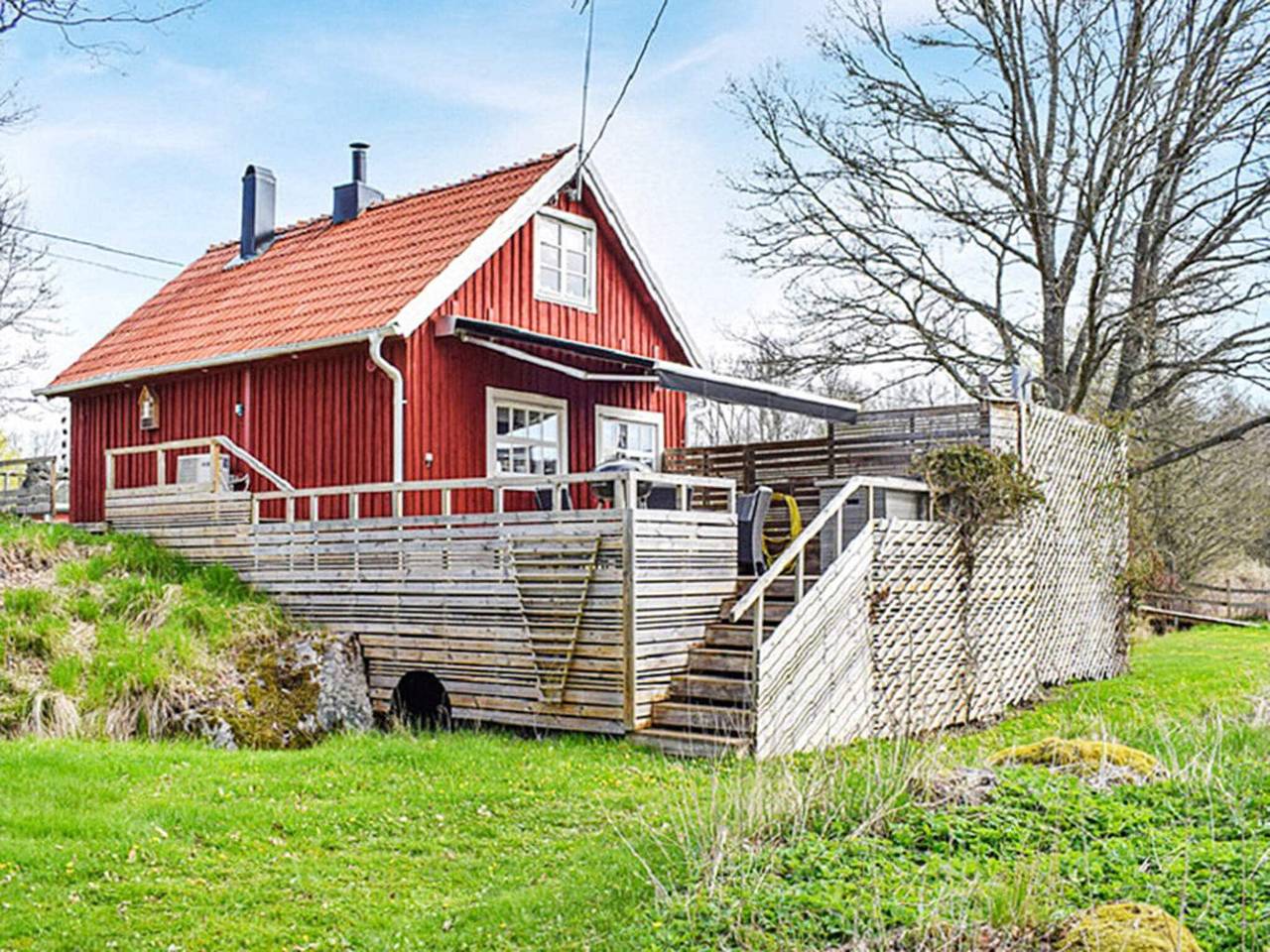Hus för 4 Personer, med bastu samt bubbelpool och terass och trädgård