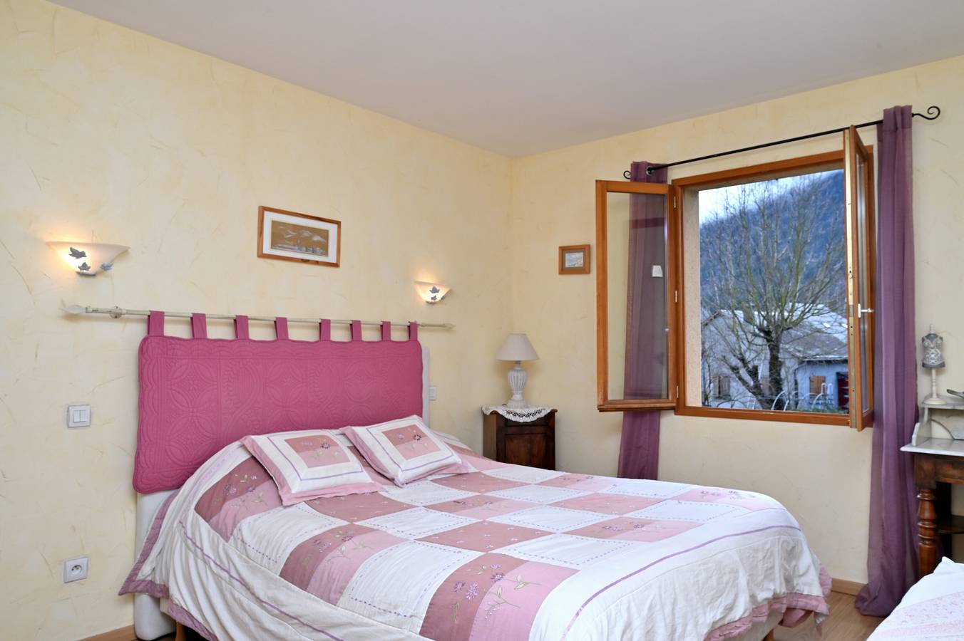 Bed and Breakfast 'Chambre Asphodeles' con vistas a la montaña, terraza y Wi-Fi in Guchen, Parque nacional de los Pirineos