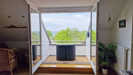 Ferienwohnung mit Meerblick für 4 Personen in Am Schwarzen Busch, Nordwestmecklenburg (Wismar und Umgebung), Bild 1