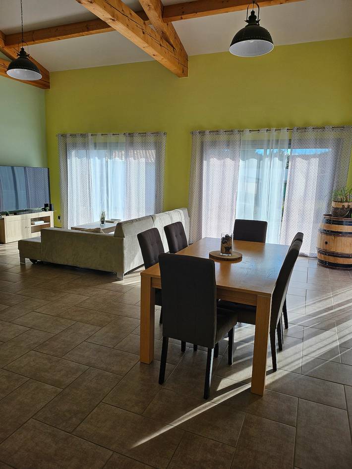 Cottage pour 6 personnes, avec jardin dans Lazer