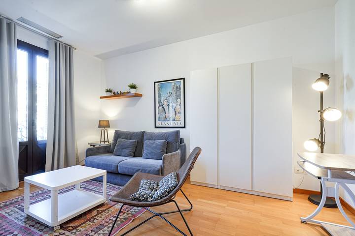 Ganze Wohnung, Gran Via City Center Apartment in Barcelona Zentrum, Barcelona