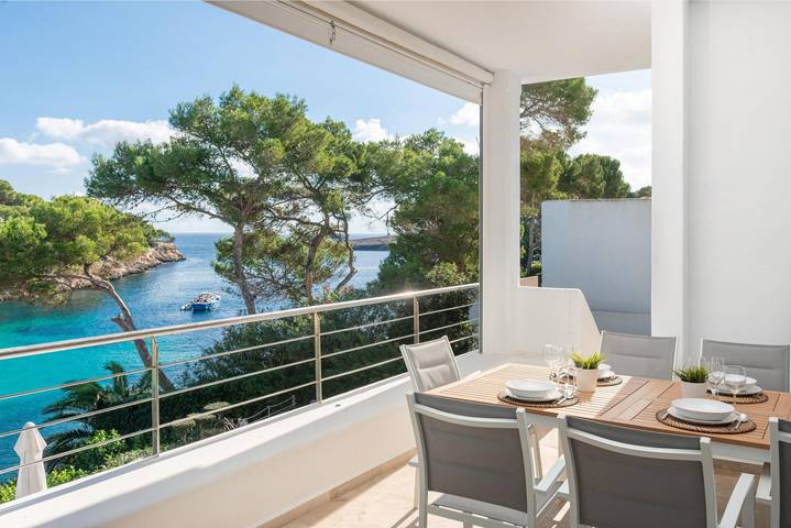 Casa Ramon - Stunning villa with private pool, direct access to the beach and free Wifi in Caló de ses Dones (Santanyí), Santanyí