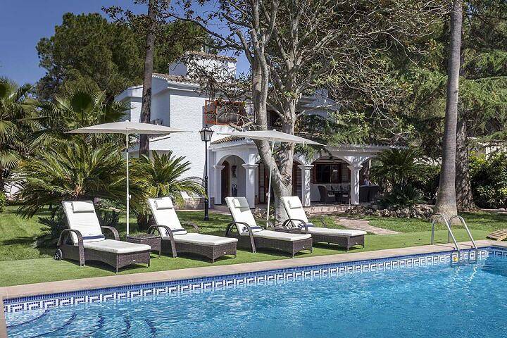 Apartamento entero, Casa Latel (Villa with pool and garden) in Serra, Provincia de Valencia