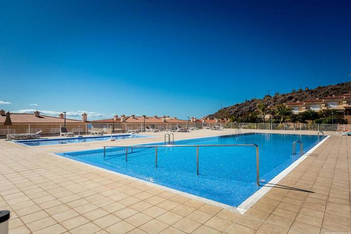 Apartamento de vacaciones para 7 personas, con balcón y jacuzzi - 1