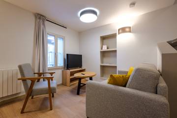 Location De Vacances pour 6 Personnes dans Lons-le-Saunier, Jura, Photo 2