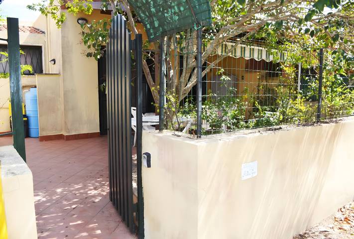 Casa vacanze 'Casa A T Dell Orso Con Veranda' con giardino privato in Torre dell'Orso, Melendugno