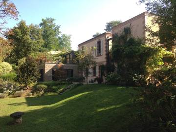 Cottage pour 20 personnes, avec terrasse et jardin, animaux acceptés à Larchant