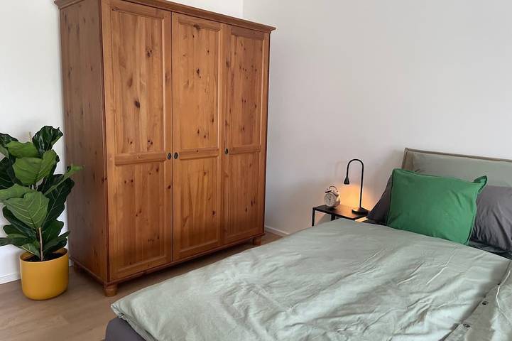 Entire apartment, Alma - Modern ambiance, art, and luxury in Karlsruhe, Rhine Plain