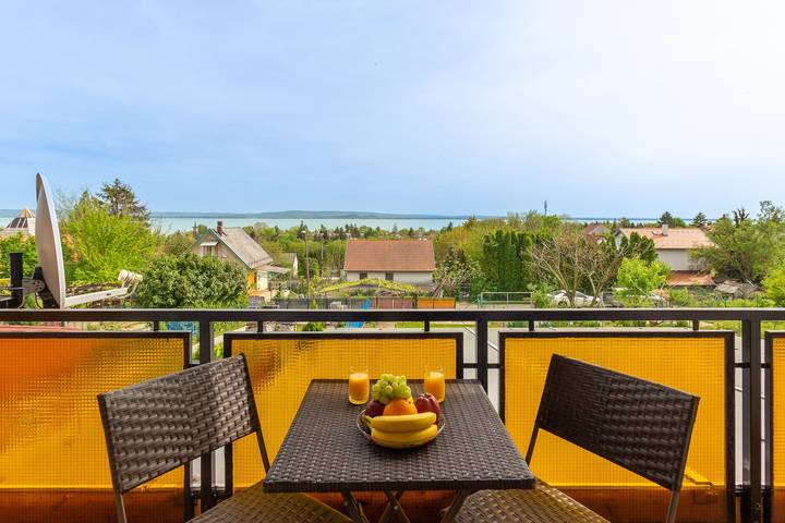 Ferienhaus für 5 Personen, mit Seeblick und Balkon in Ungarn - 3