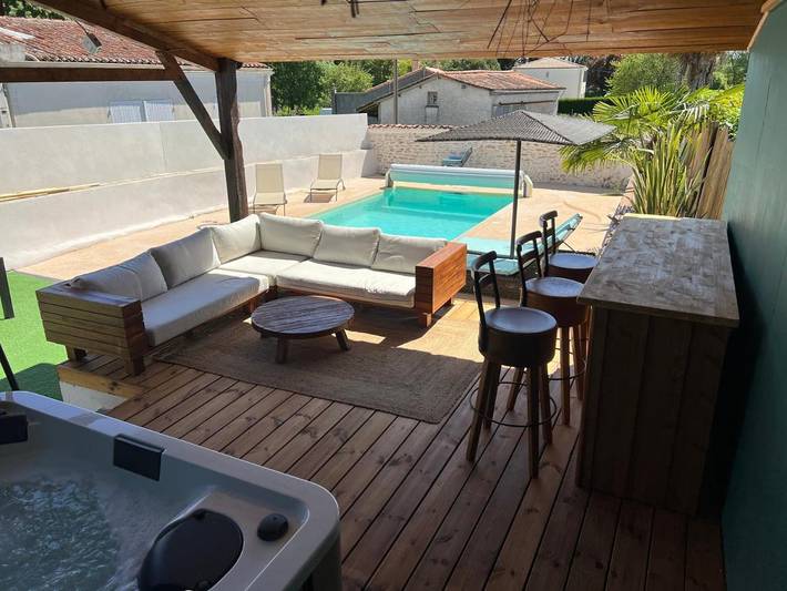 Casa de vacaciones para 12 personas, con sauna y vistas además de jardín y piscina, Se admiten mascotas - 1
